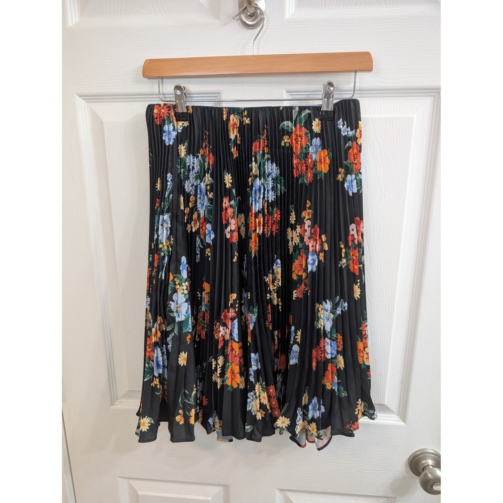 Maeve Anthropologie Pleated Midi Skirt Black Floral Lined Petite -‎ Size OP